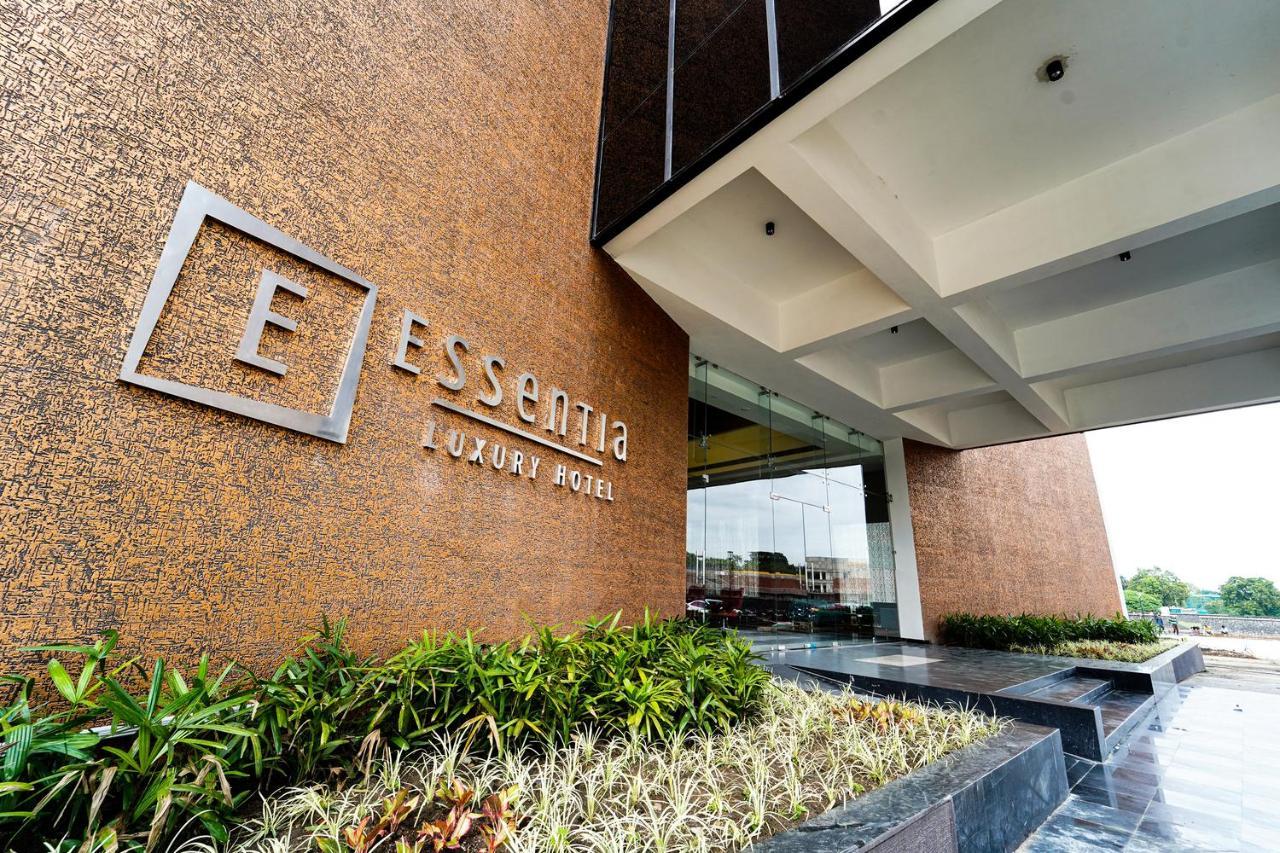 Essentia Luxury Hotel Indore Eksteriør billede